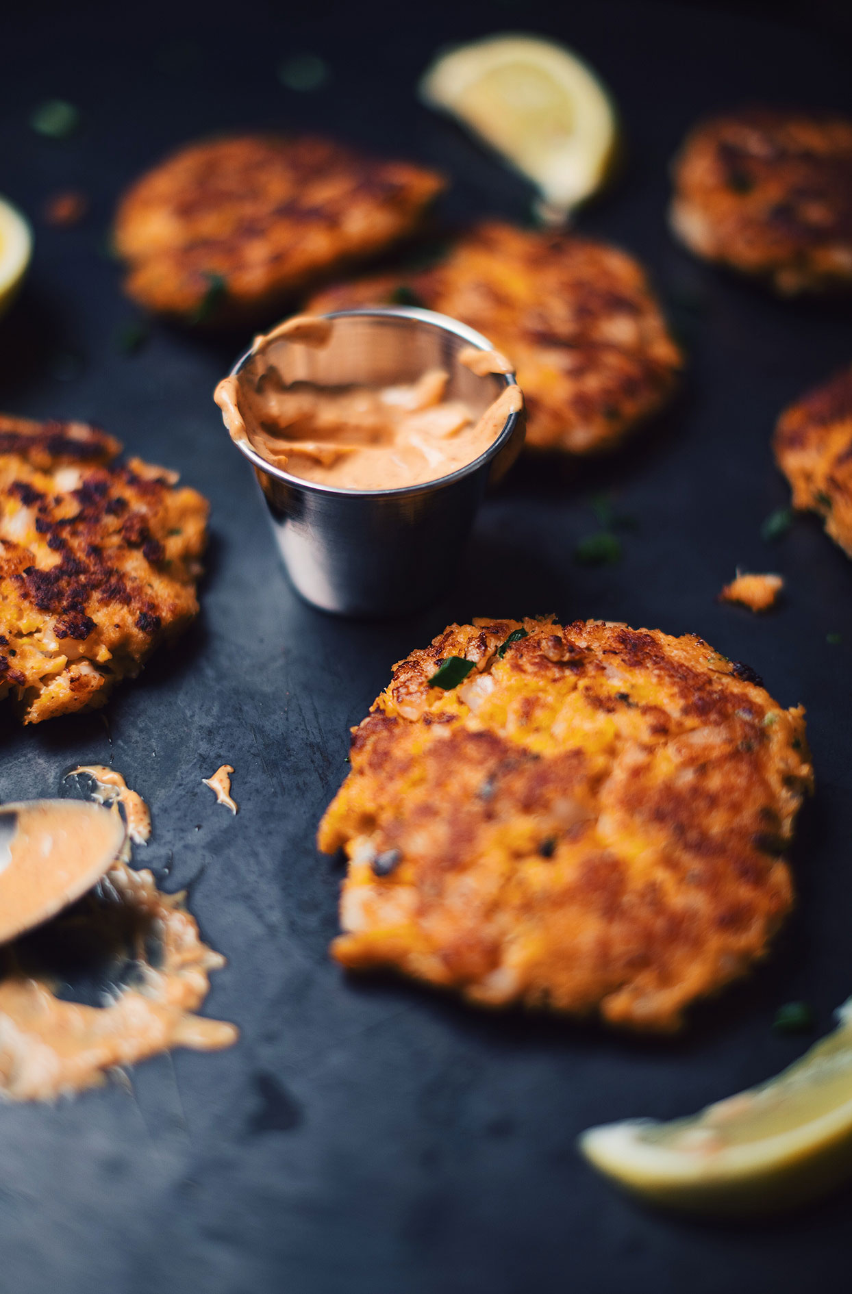 Croquettes de crevettes et de crabe (« crab cakes »)