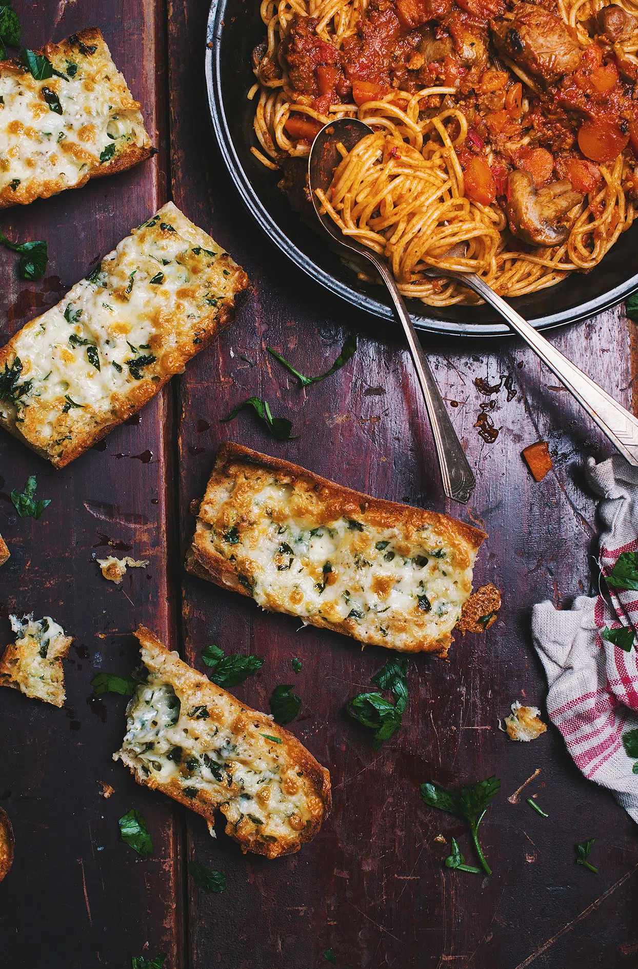 Cheesy garlic bread