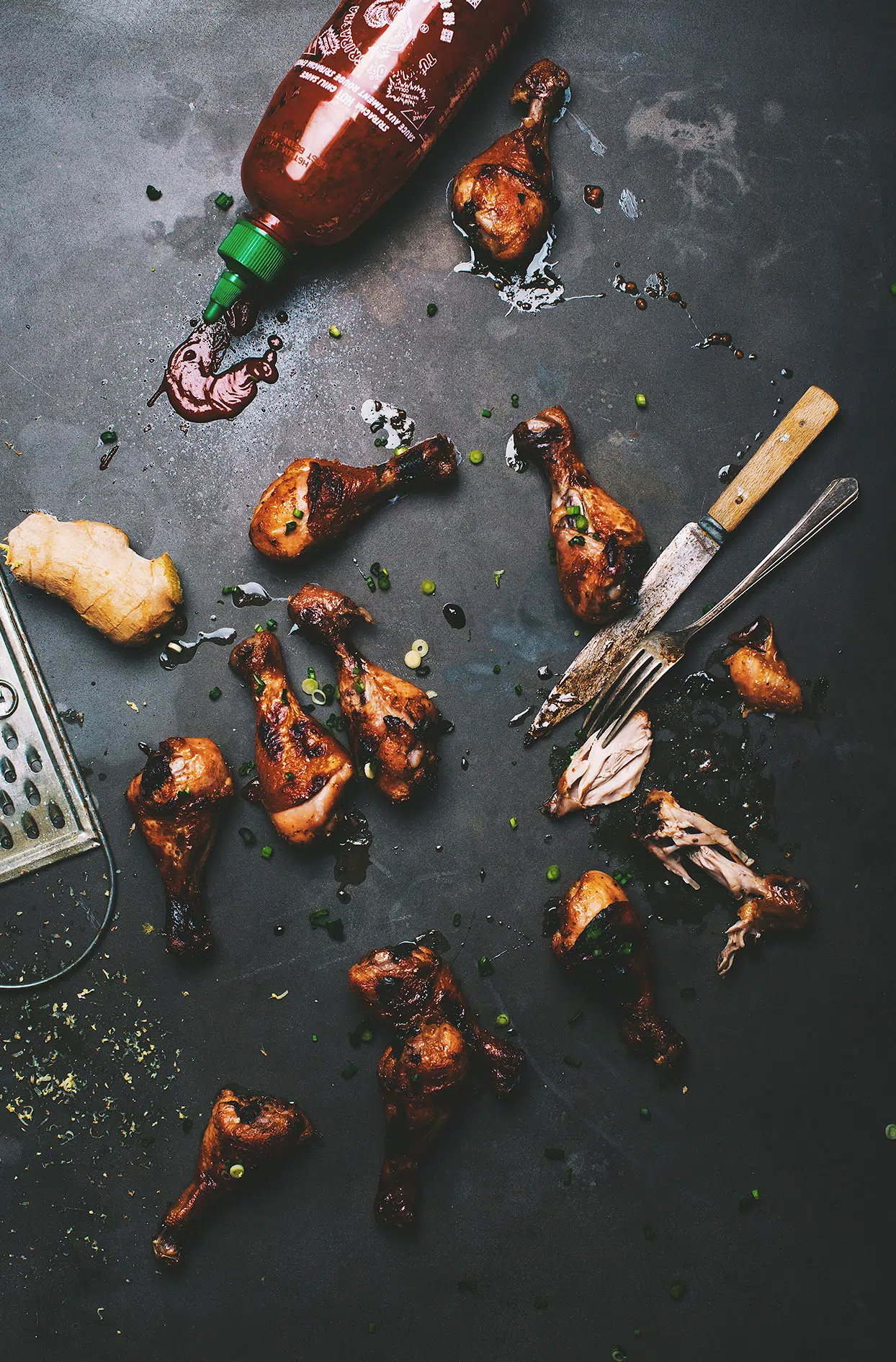 Chicken drumsticks with honey, ginger and Sriracha