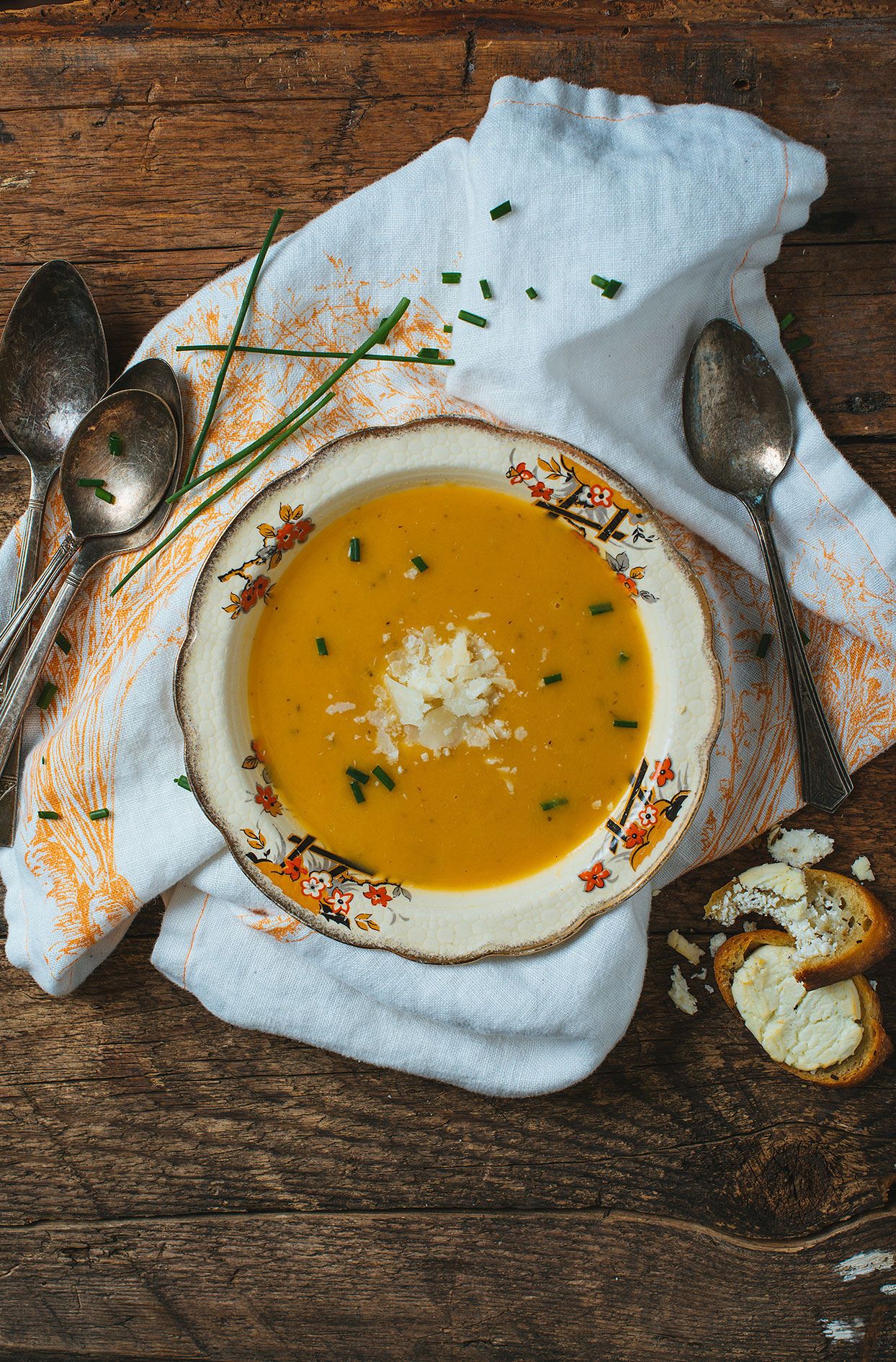 Potage à la citrouille, aux poireaux et à la bière aux pommes