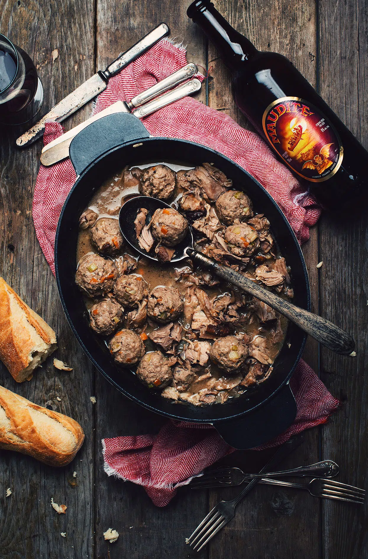 Meatballs and pork legs stew with Maudite beer