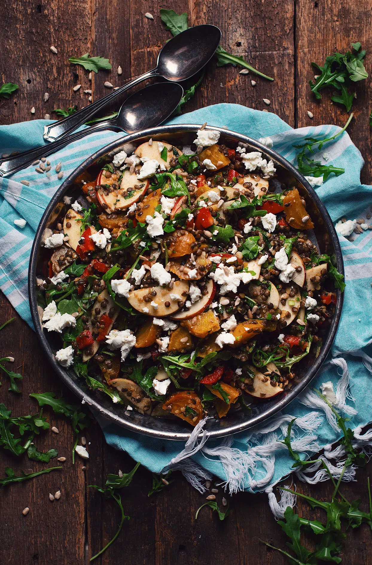 Lentil, apple and beet salad with goat cheese