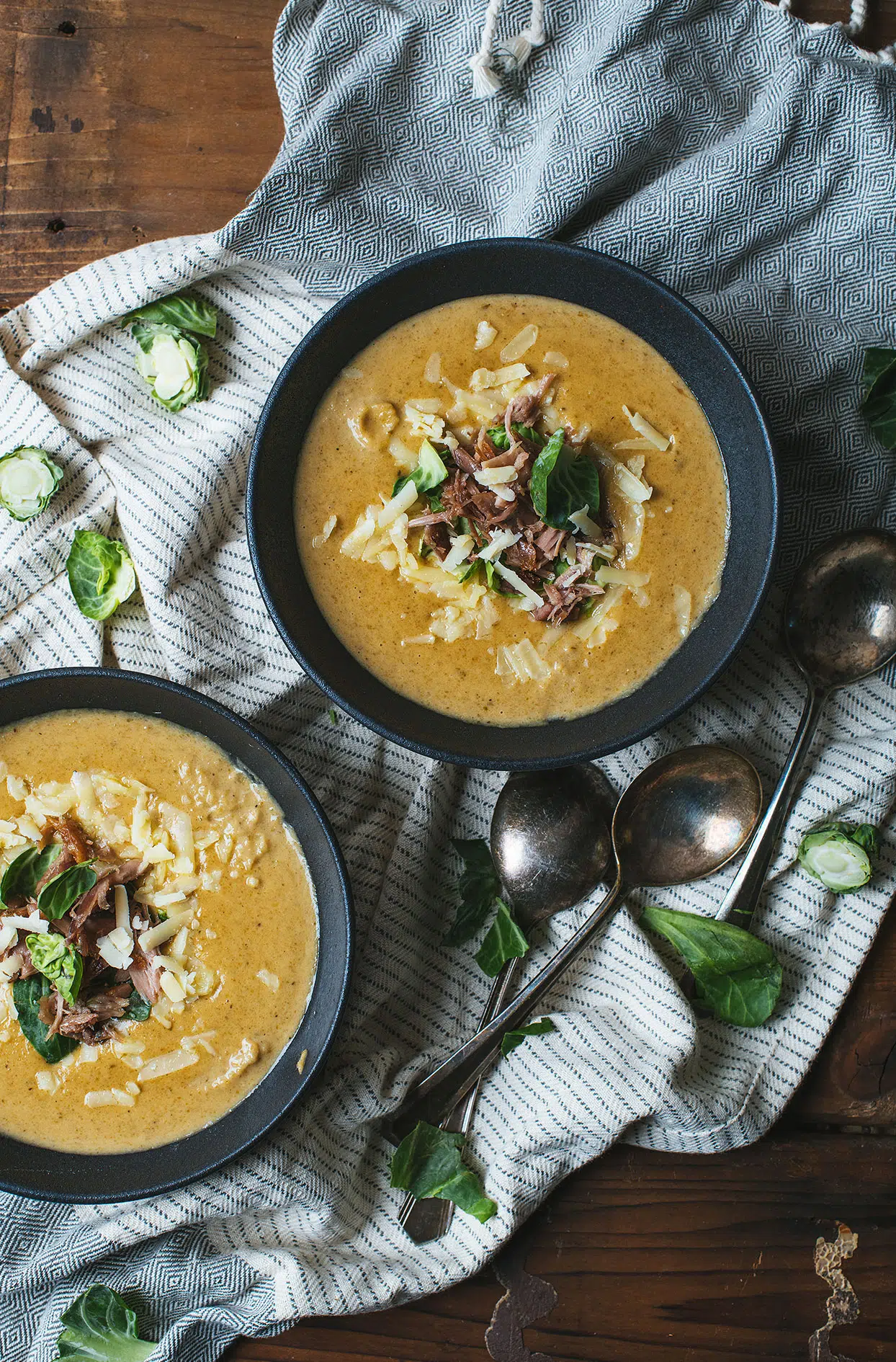 Brussels sprouts and cheddar soup