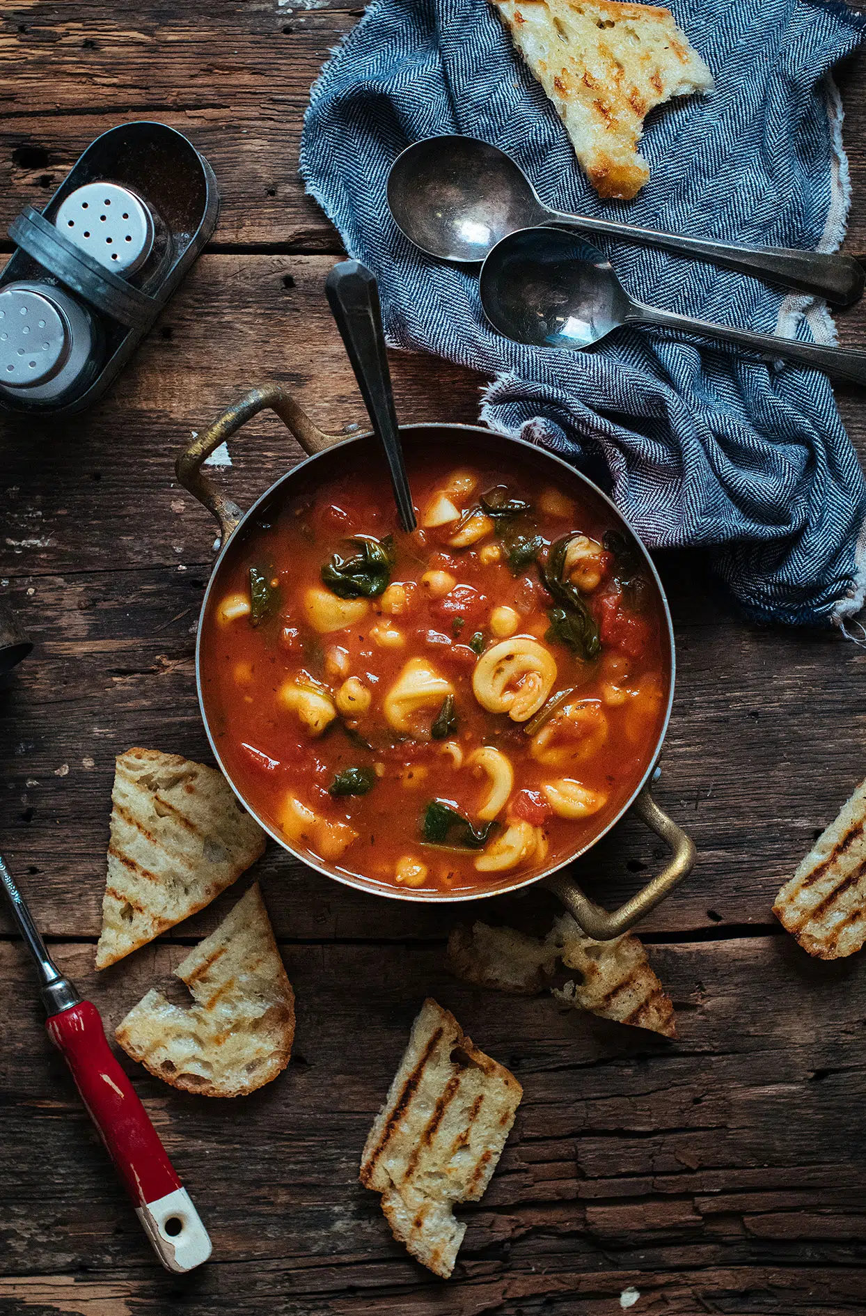 Tomato soup with cheese tortellini