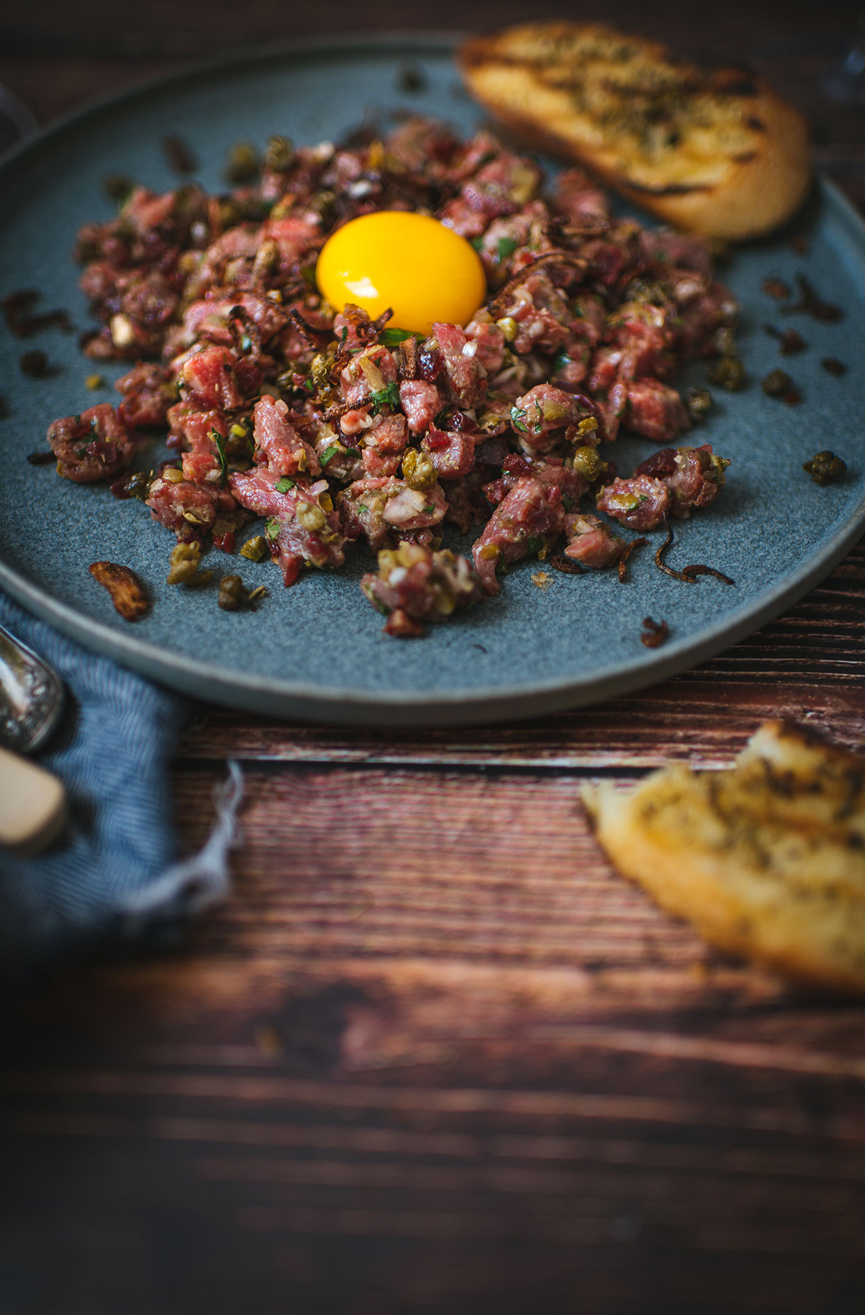 Beef tartare with beef jerky