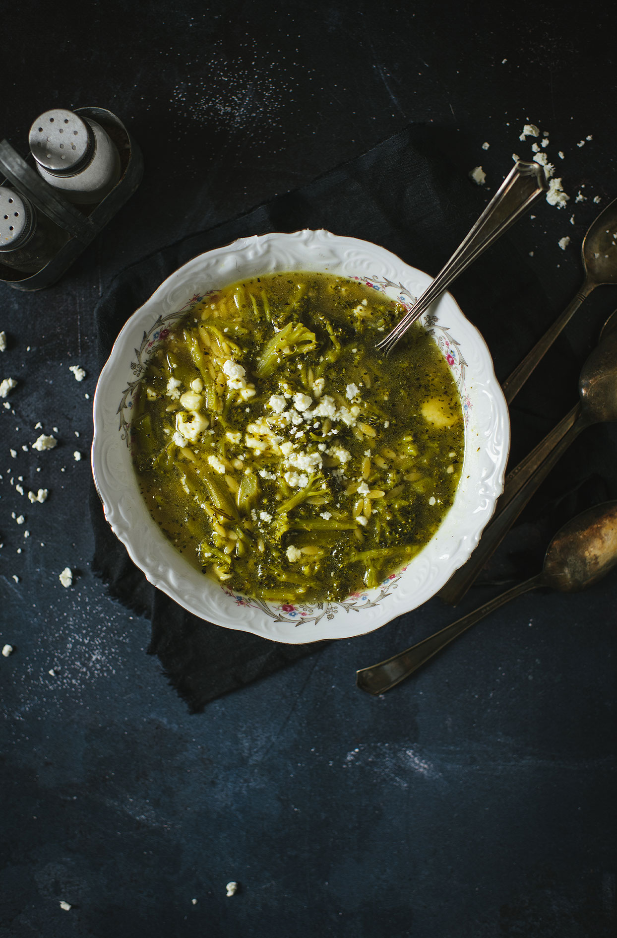 Broccoli, orzo and feta soup
