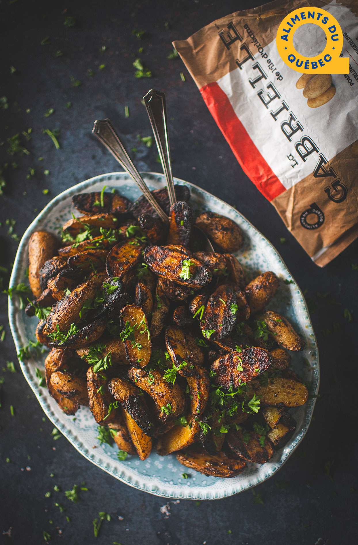 Grilled barbecue potatoes with lemon garlic butter