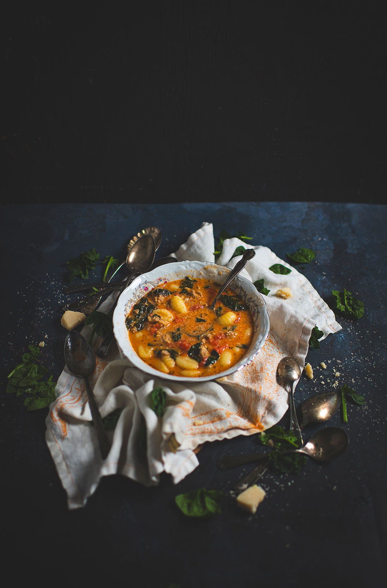 Soupe crémeuse à la saucisse italienne et aux gnocchis