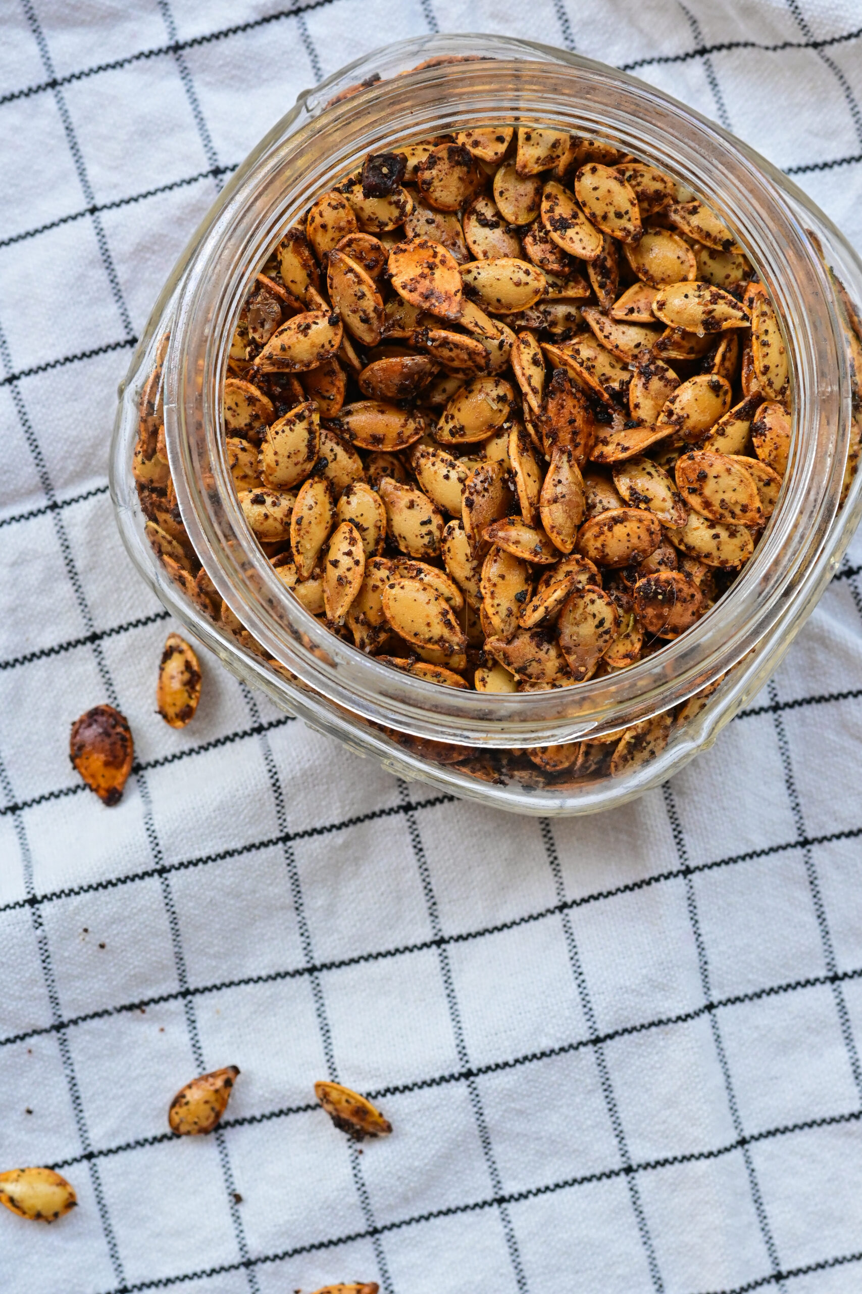 Don’t throw away your pumpkin seeds! 🎃