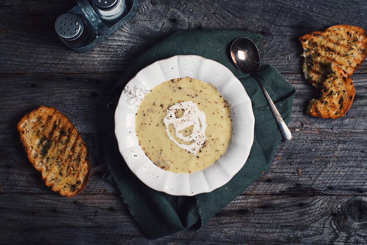 13 Healthy Soups to Warm Up Without Guilt