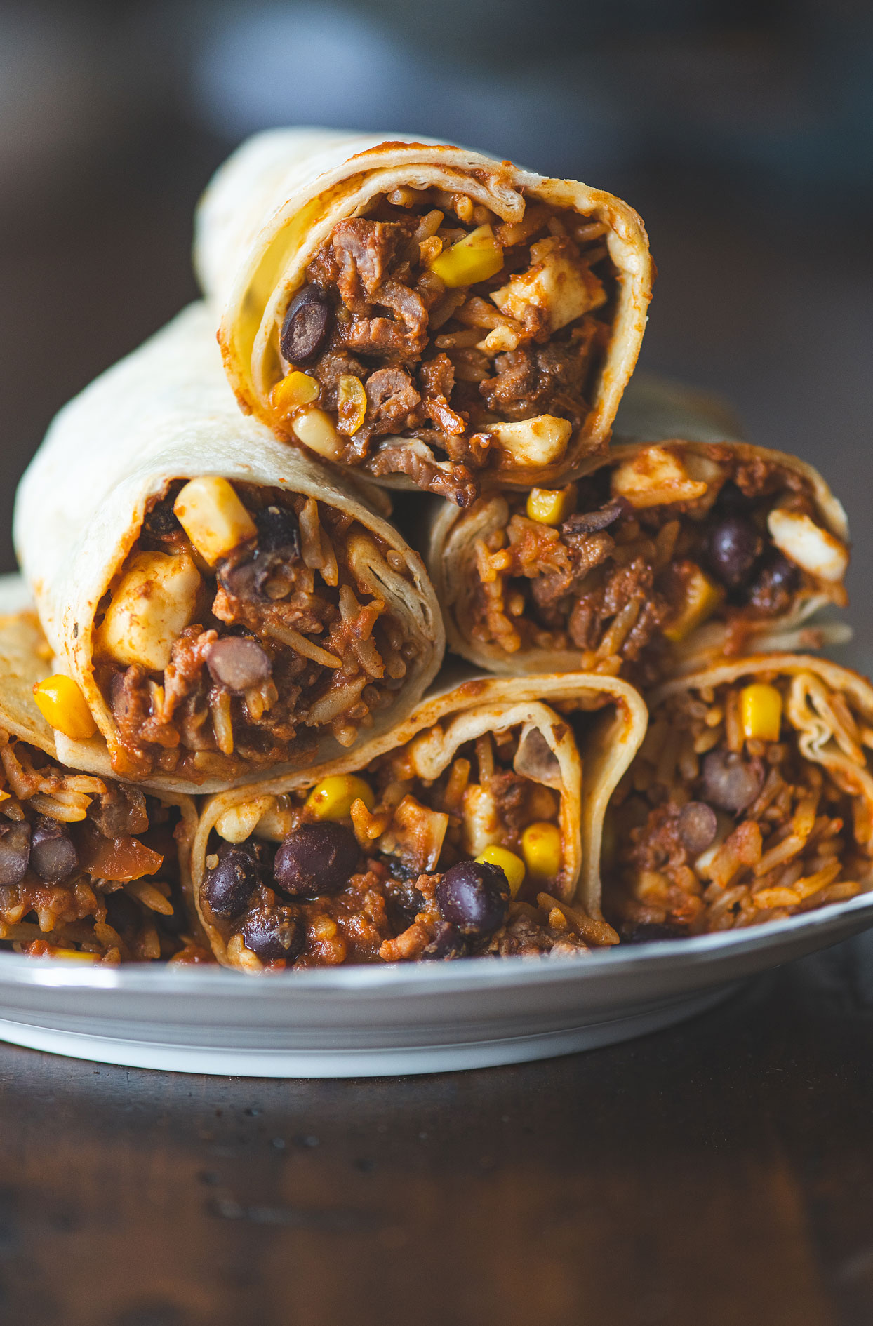 Burritos au boeuf et au riz mexicain