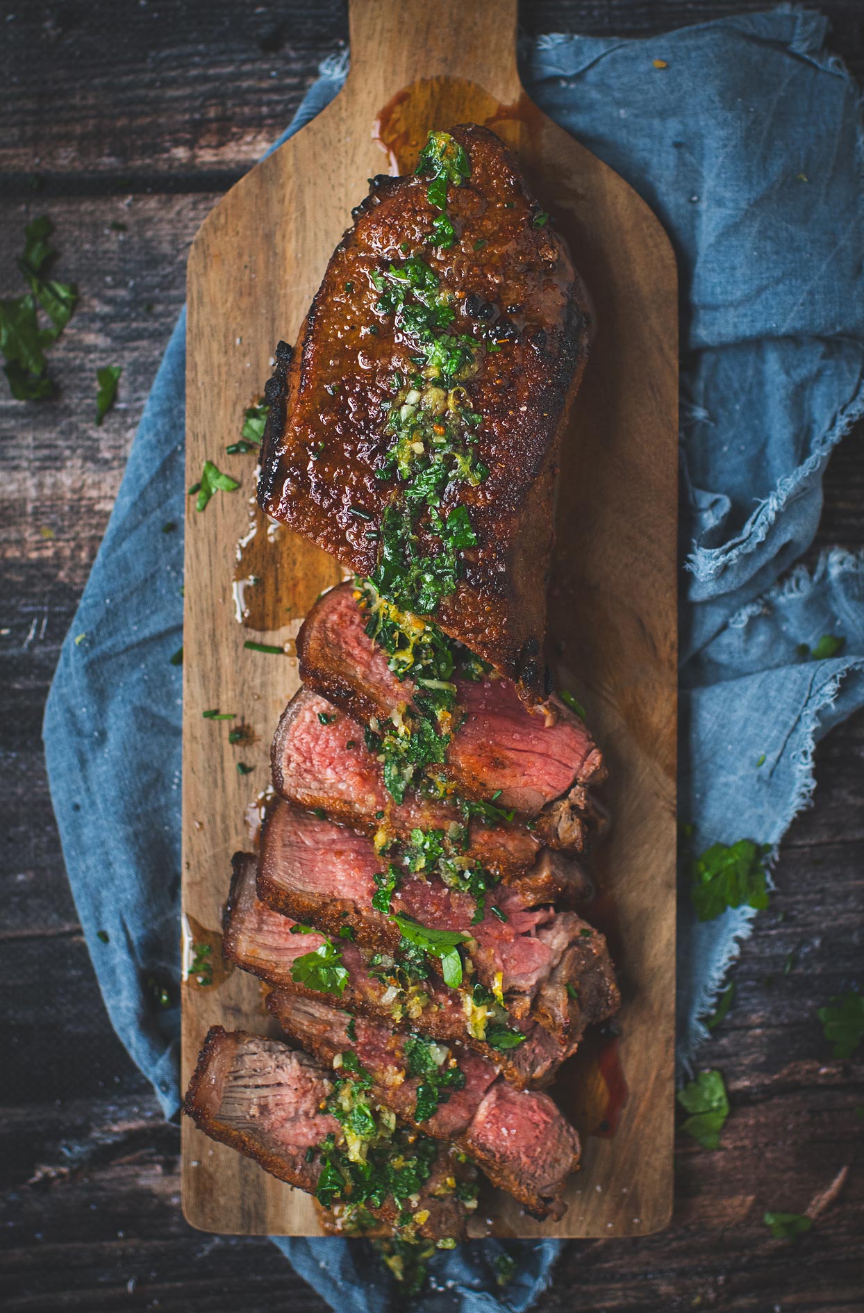 Steak juteux au air fryer avec beurre à l&rsquo;ail