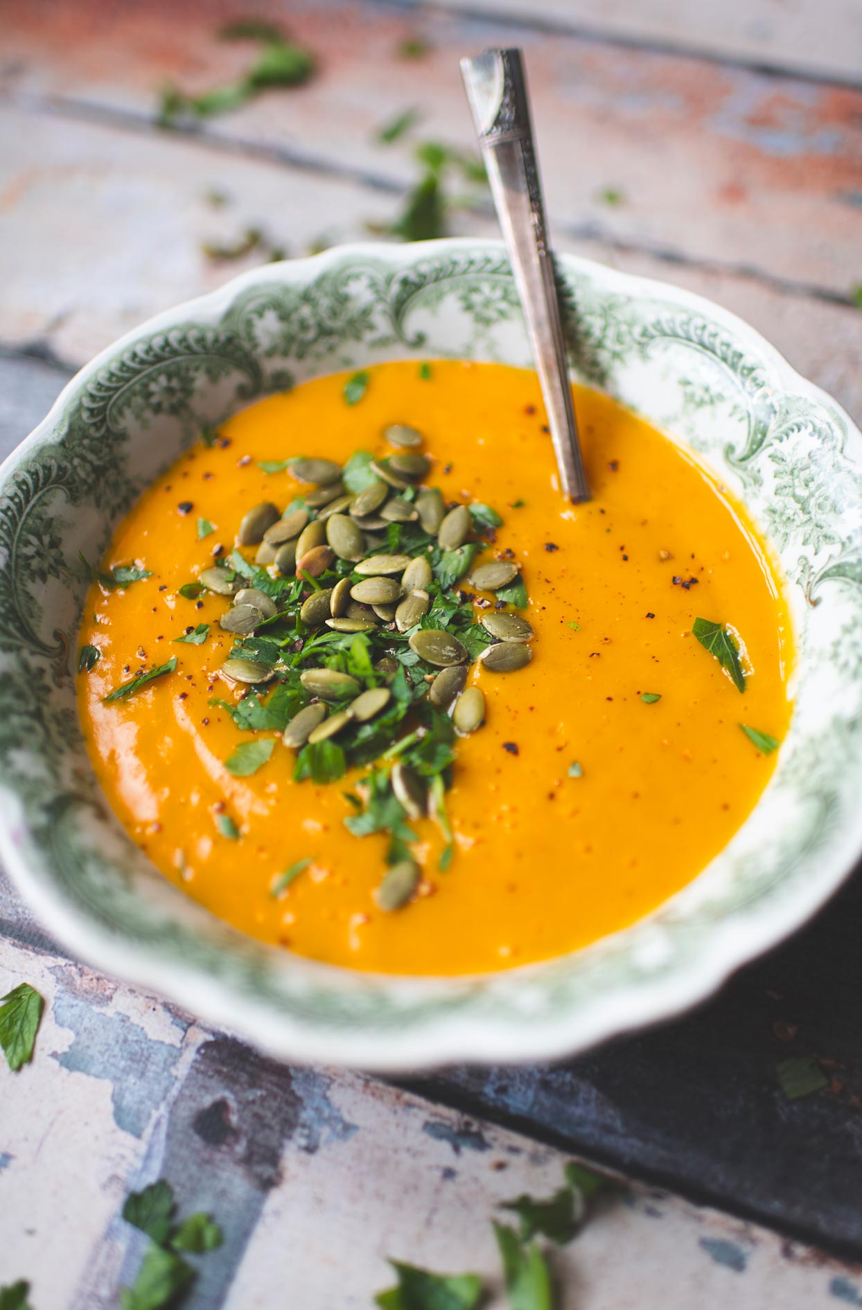 Roasted Butternut Squash Soup Recipe (No Cream)