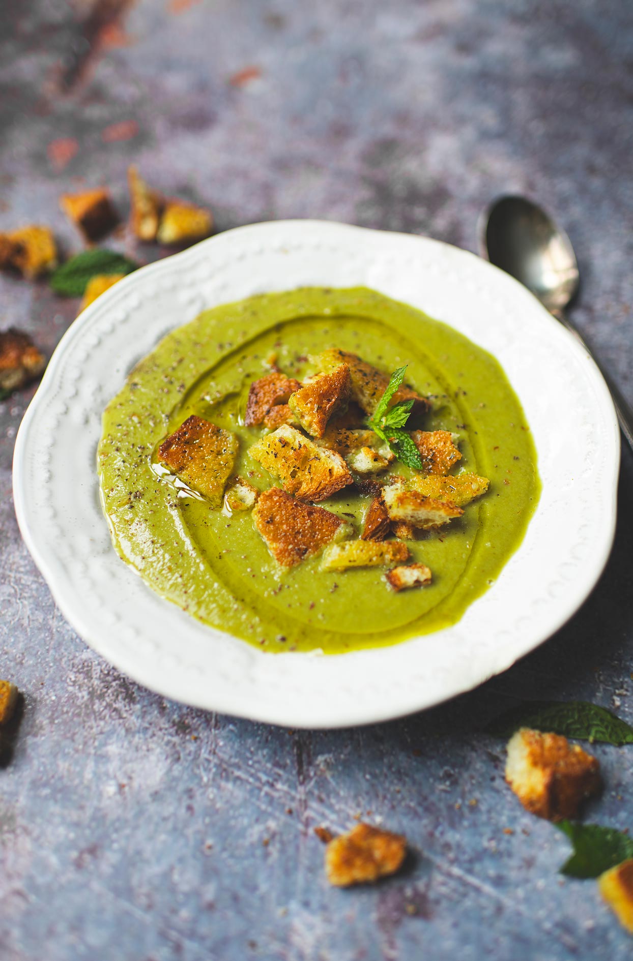 Crème de brocoli à la menthe
