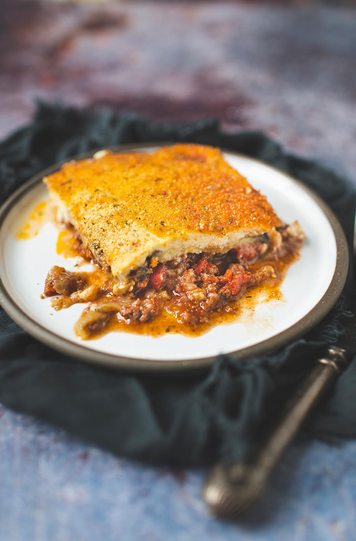 Moussaka grecque traditionnelle à l&rsquo;agneau