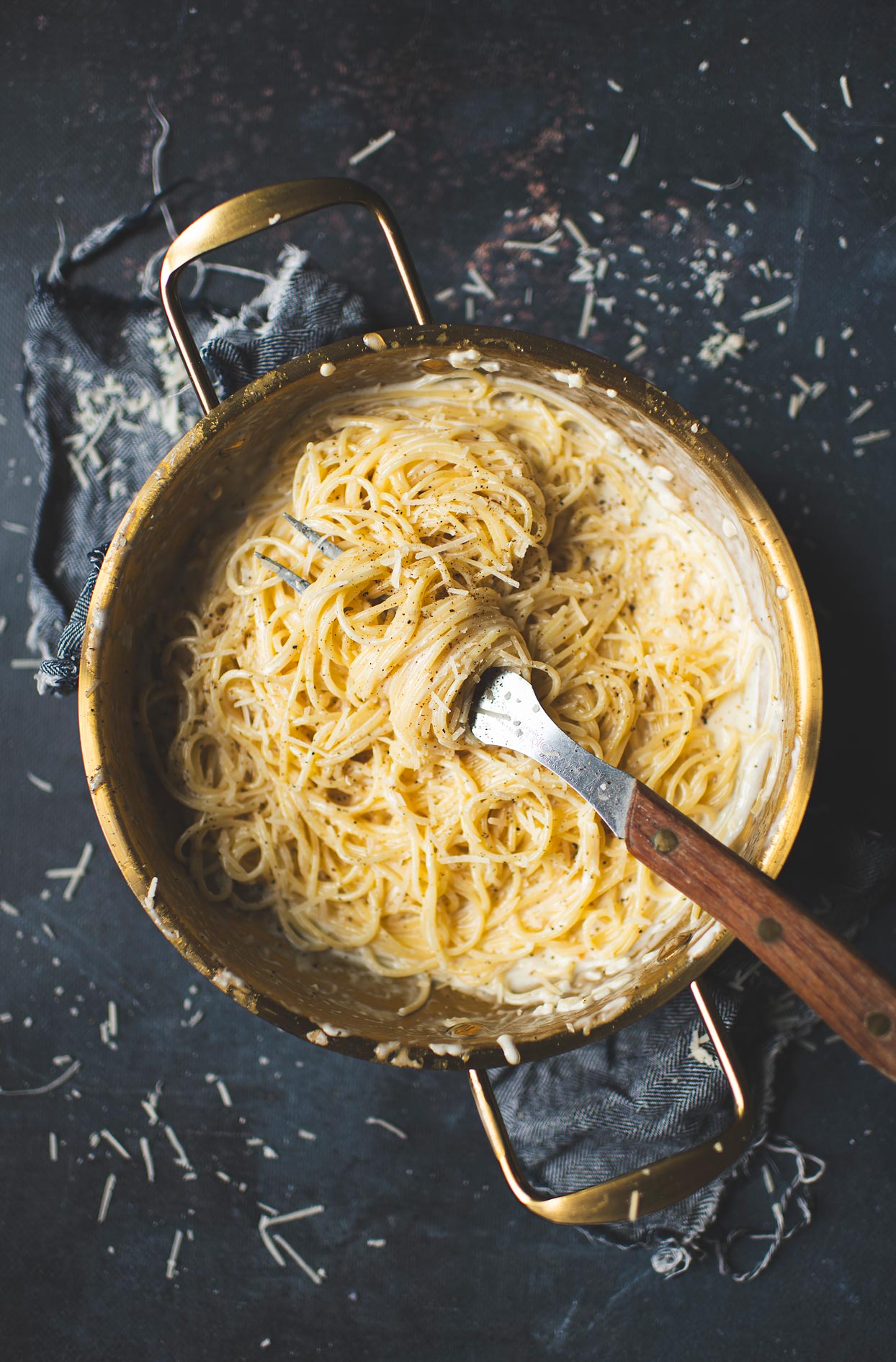 Sauce Alfredo maison au parmesan et à l&rsquo;ail