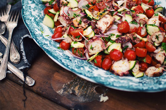 Salade De Pieuvre Grillee Avec Legumes Du Jardin Le Coup De Grace